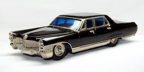 GM CADILLAC FLEETWOOD 75 1