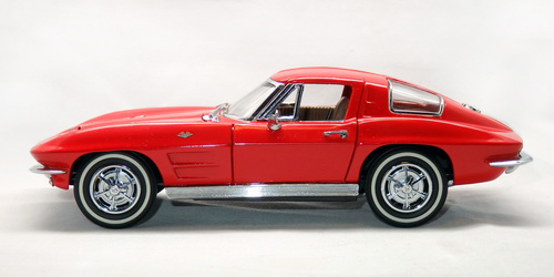 GM CHEVROLET CORVETTE C2 STINGRAY