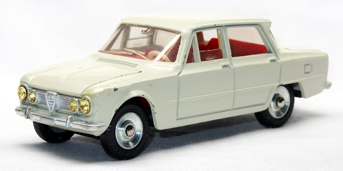 ALFA ROMEO GIULIA 1600 TI 5