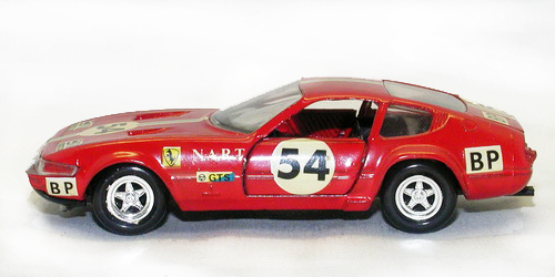 FERRARI 365 GTB/4 DAYTONA RACING 2