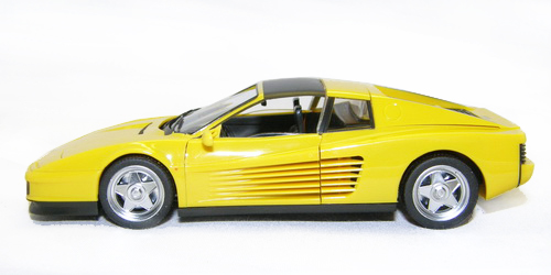 FERRARI TESTAROSSA TARGA 2