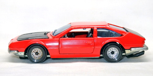 LAMBORGHINI JARAMA 4