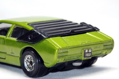 LAMBORGHINI URRACO 9