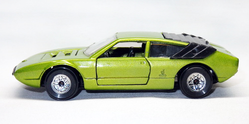 LAMBORGHINI URRACO 8