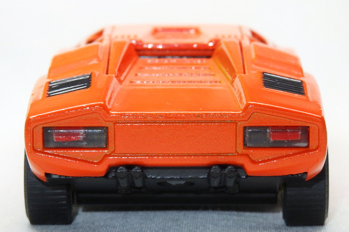 Amazon.co.jp: レア 1/43 ランボルギーニ トラットリーチ DL30C
