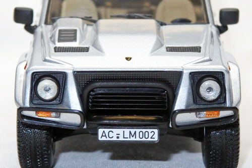 LAMBORGHINI LM002 1