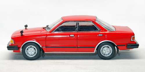 NISSAN BLUEBIRD HARDTOP 2000 SSS-X (910)