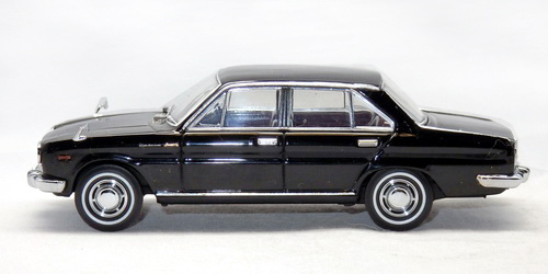 NISSAN CEDRIC (130) SPECIAL ６