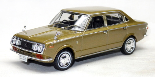 TOYOTA CORONA MARK II SEDAN (RT70) 1