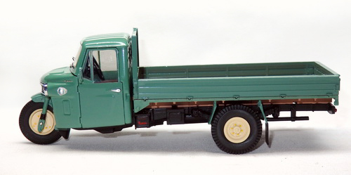 DAIHATSU 3-WHEELER TRUCK (CM)