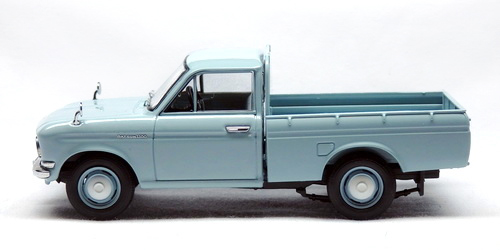 NISSAN (DATSUN) 1300 TRUCK (520)