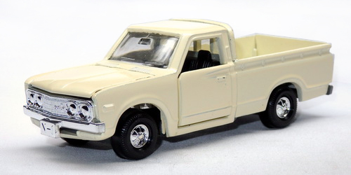 NISSAN (DATSUN) 1500 TRUCK (620)