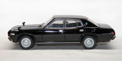 NISSAN GLORIA 2800 SGL (330) 4