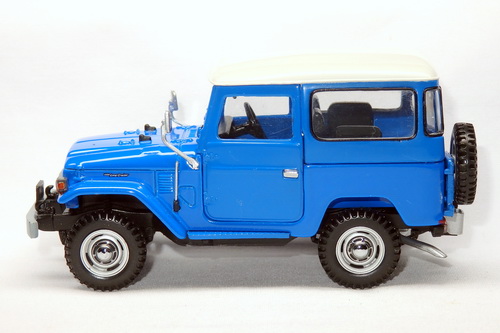 TOYOTA LAND CRUISER (FJ40V)