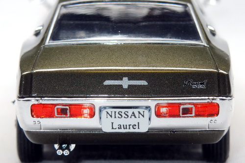 NISSAN LAUREL HARDTOP (C130) 2