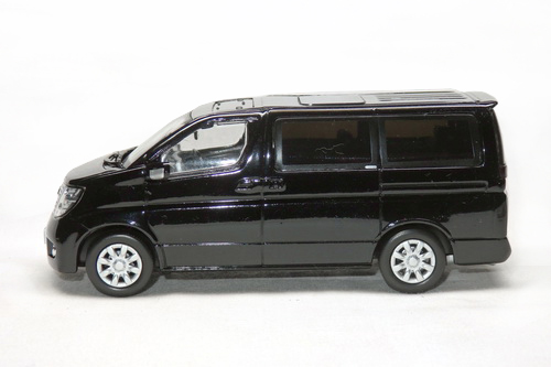 NISSAN ELGRAND 2