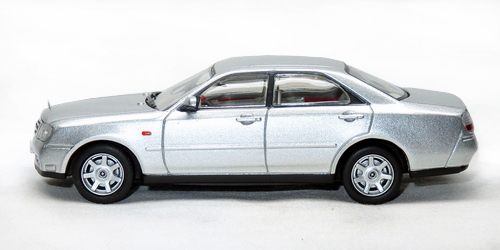 NISSAN GLORIA (Y34) 6