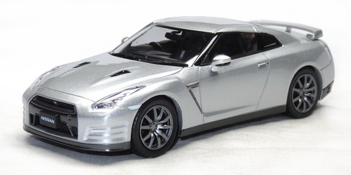 NISSAN GT-R (R35) 2012 1