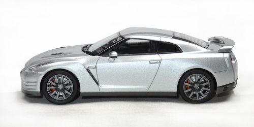 NISSAN GT-R (R35) 2012 2