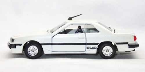 NISSAN SKYLINE 2000 RS TURBO (R30) 2