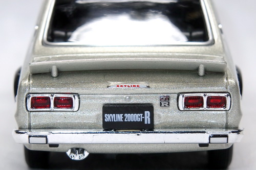 NISSAN SKYLINE 2000GT-R (PGC10) 12