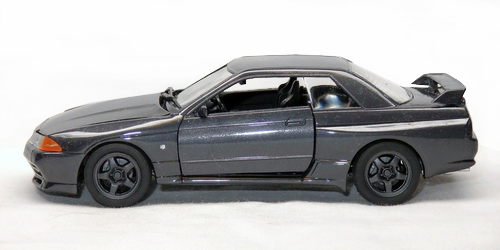 NISSAN SKYLINE GT-R (R32) 4