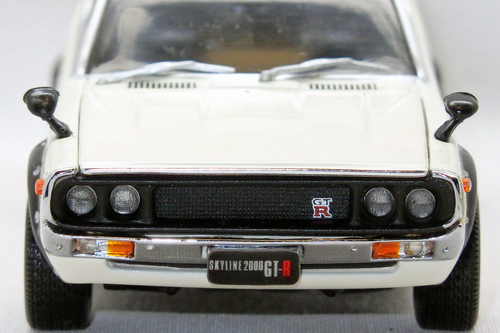 NISSAN SKYLINE 2000 GT-R (KPGC110) 1