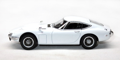 TOYOTA 2000GT BOND CAR 2