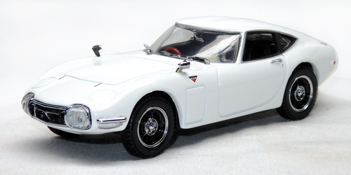 TOYOTA 2000GT 3