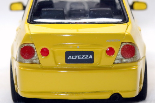 TOYOTA ALTEZZA 2