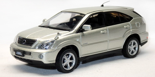 TOYOTA HARRIER HIBRID (MCU30)