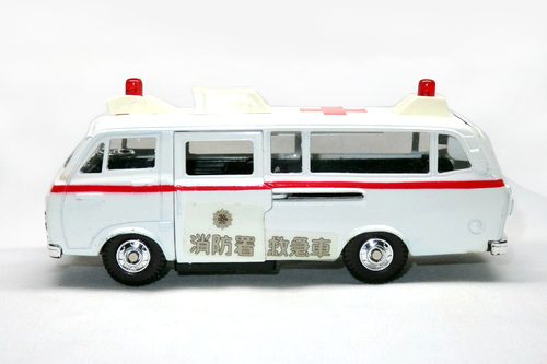 TOYOTA HIACE AMBULANCE (RH18V) 2