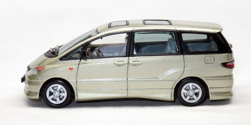 TOYOTA PREVIA 2
