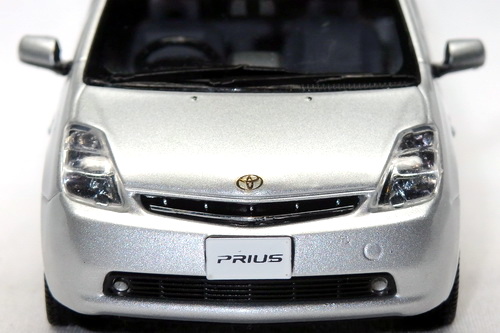 TOYOTA PRIUS 5