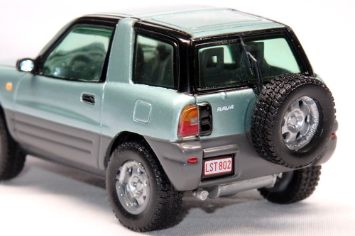 TOYOTA RAV4 2