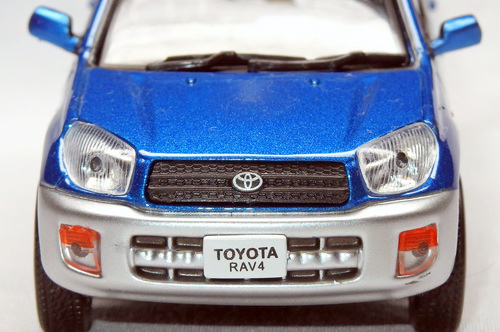 TOYOTA RAV4 1