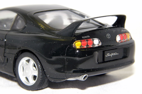 TOYOTA SUPRA (A80) 2