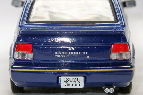 ISUZU GEMINI ZZ 2