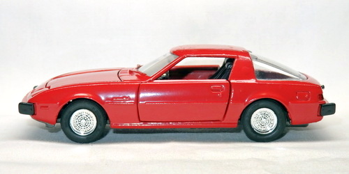 MAZDA SAVANNA RX-7 (SA22C) 4