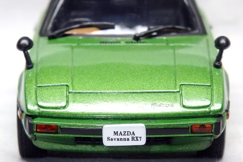 MAZDA SAVANNA RX-7 (SA22C) 17