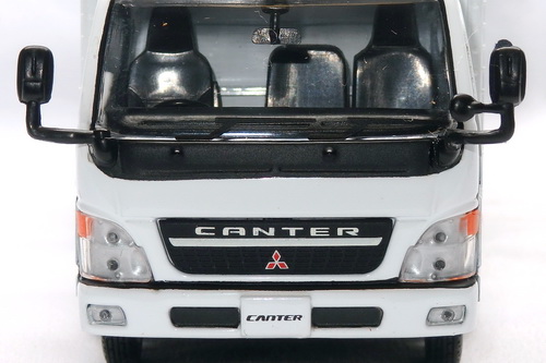 MITSUBISHI FUSO CANTER TRUCK BOX VAN 1