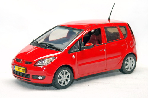 MITSUBISHI COLT