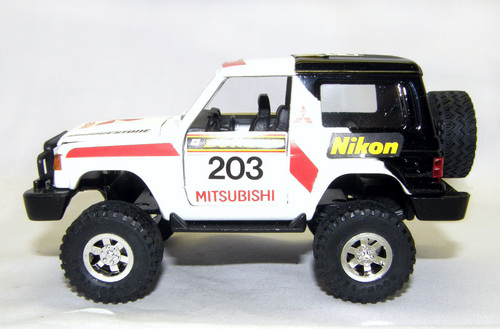 MITSUBISHI PAJERO PARIS-DAKAR 2