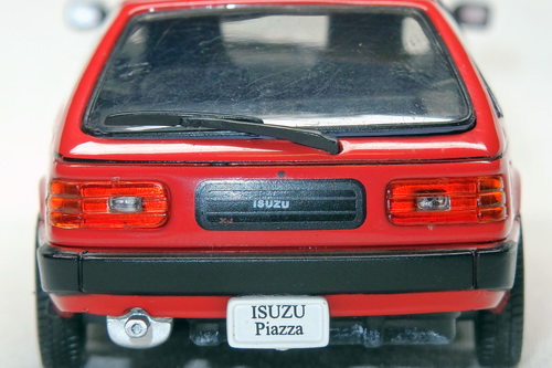 ISUZU PIAZZA 2