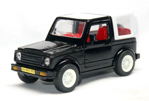 SUZUKI SAMURAI (SJ30) 1