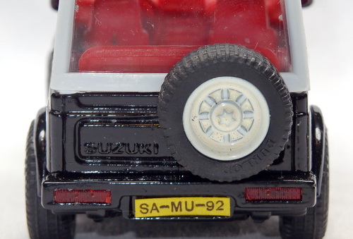 SUZUKI SAMURAI (SJ30) 4