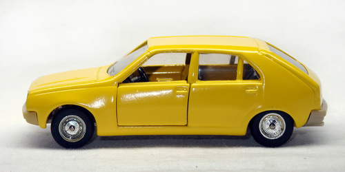 RENAULT 14