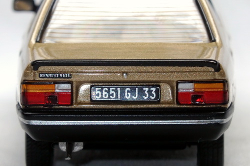 RENAULT 9 GTL 2
