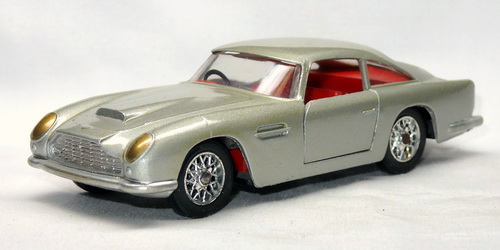 ASTON MARTIN DB5 3