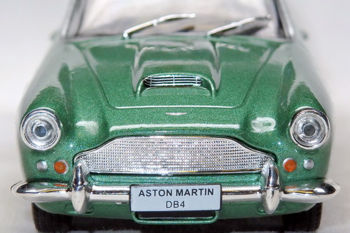 ASTON MARTIN DB4 1